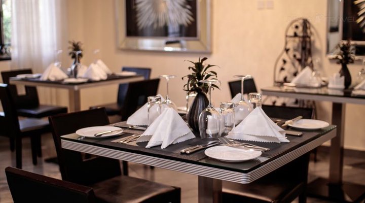 Oak Plaza Hotels - East Legon
