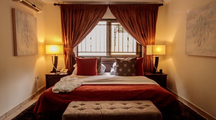 Oak Plaza Hotels - East Legon