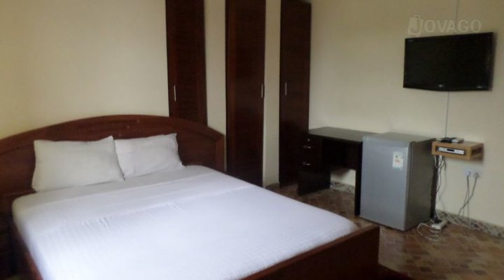 Walji Lodge