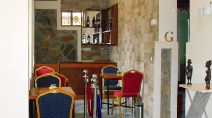 P.T Stone Park Hotel