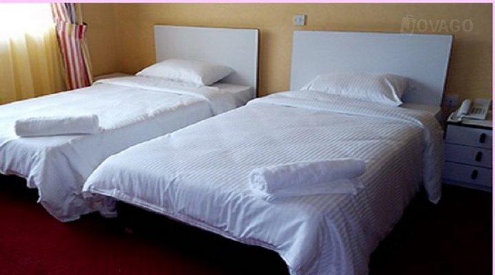 Palatial Gardens Karen