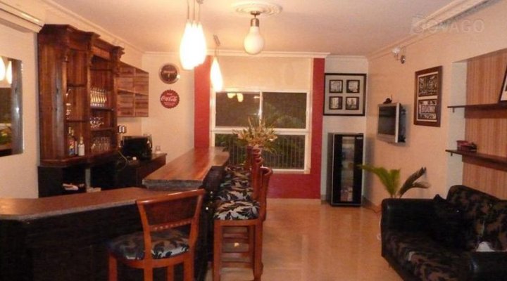 Quiet Pools Inn & Residence