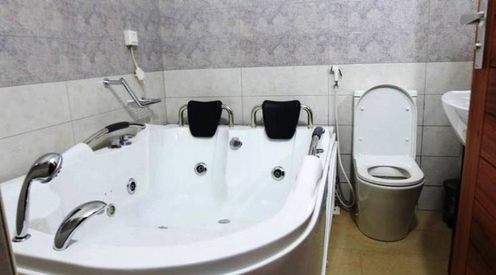 New Kwetu Hotel