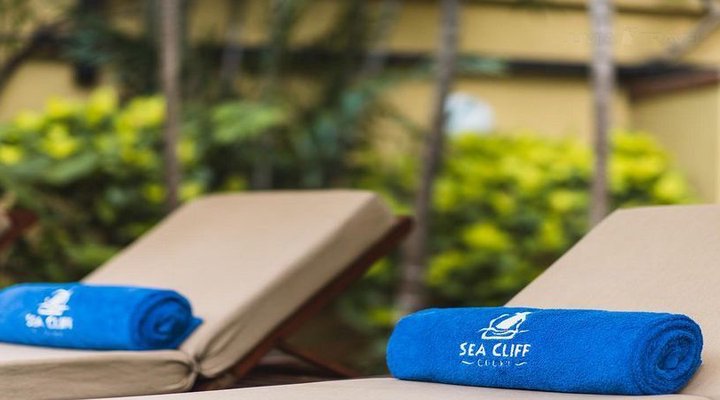 Sea Cliff Court Hotel and Luxury Apartments