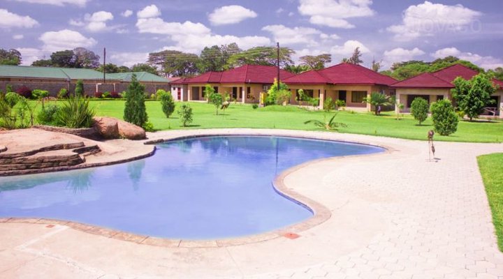 Samfred Garden Lodge