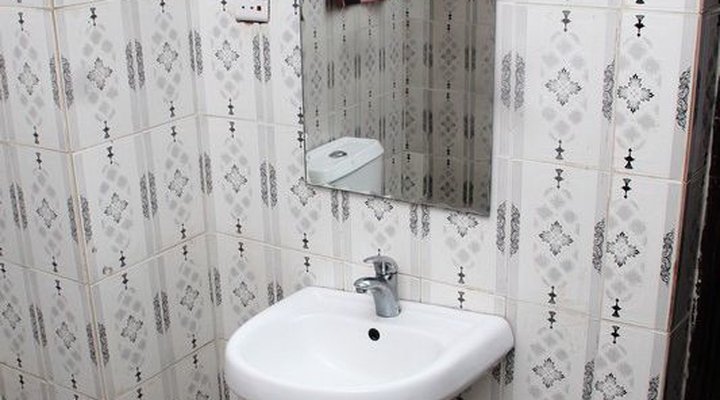 Miveth Hotels And Suites Ltd