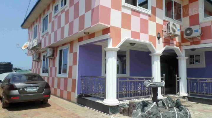 Kengsray Executive Guest House