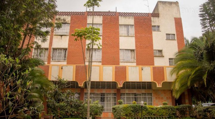 Kiboko Highway Hotel