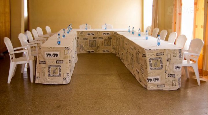 Kiboko Highway Hotel
