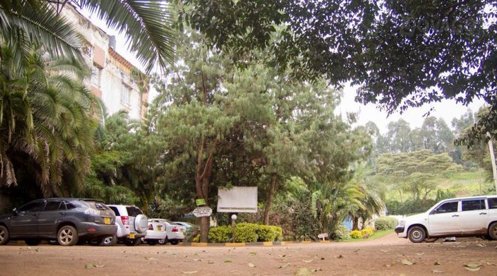 Kiboko Highway Hotel