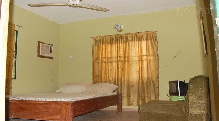 Glamour Guest House