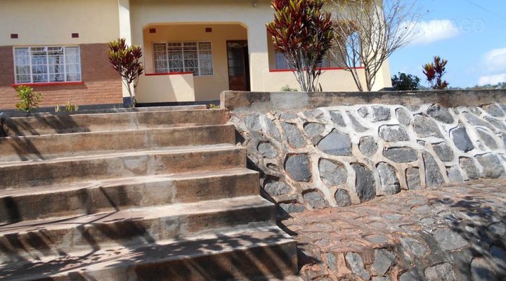 Thoza Garden Lodge