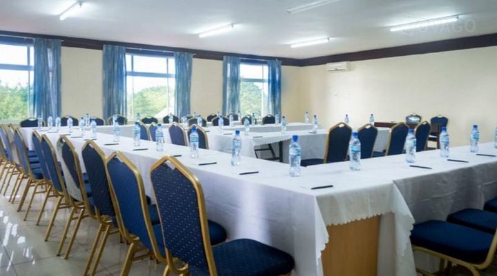 Serendib Suites & Conference Centre
