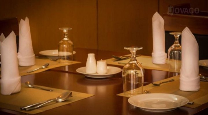 Serendib Suites & Conference Centre