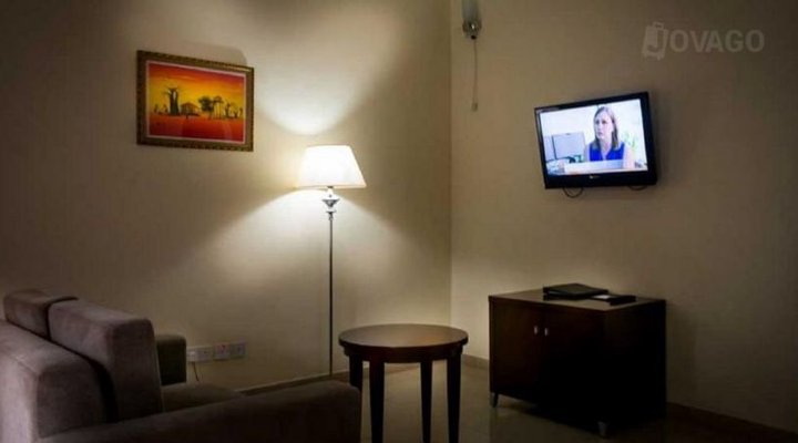 Serendib Suites & Conference Centre