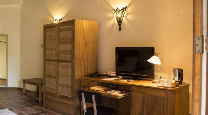 Le Petit Village Hotel