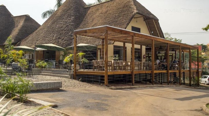 Le Petit Village Hotel