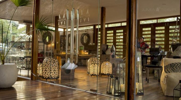 Le Petit Village Hotel