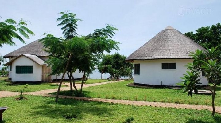Kwathu Resort
