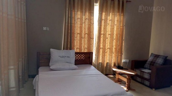 Mara Courtyard Lodge