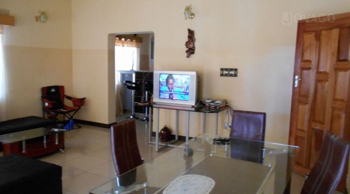 Executive Isomelha Guest House