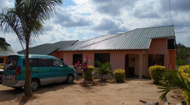 Mji Mpya Lodge B