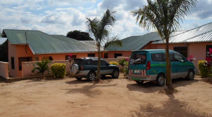 Mji Mpya Lodge B