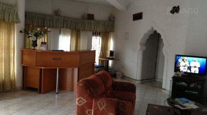 Romalo Guest House