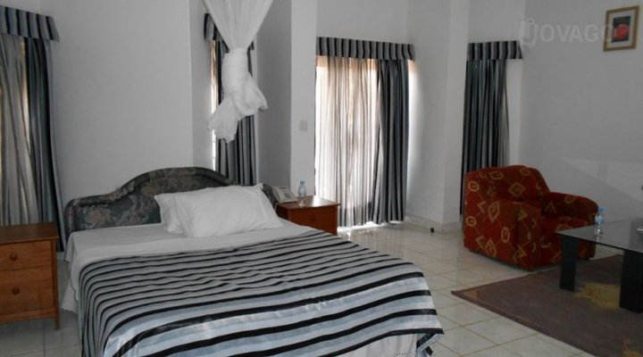 Romalo Guest House