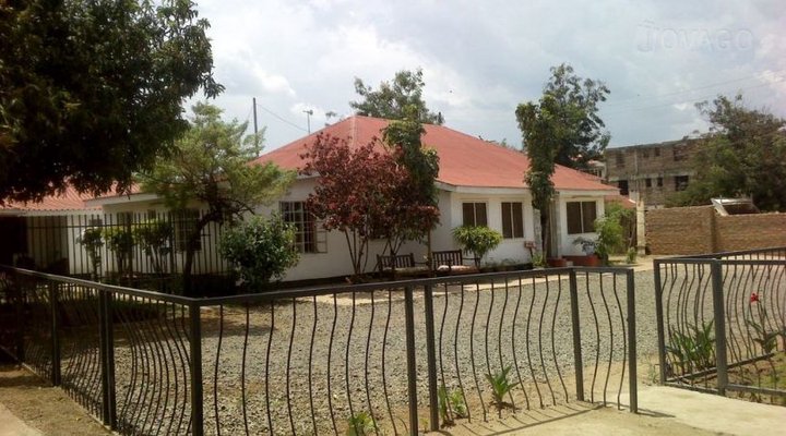 Canon Jacob Ombara Guest House