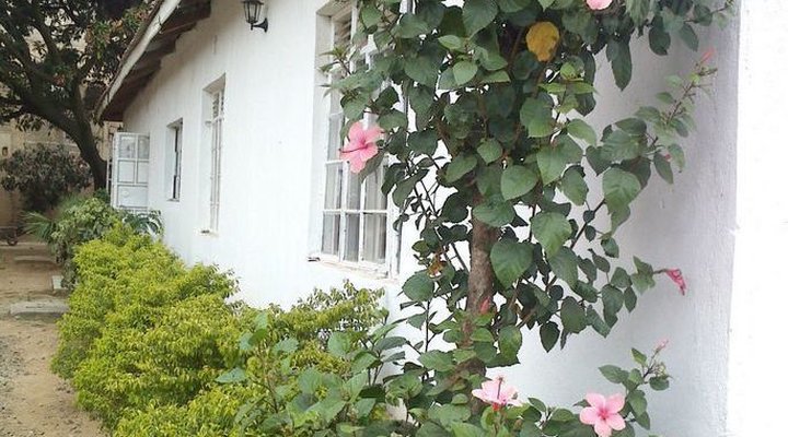 Canon Jacob Ombara Guest House