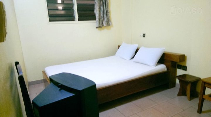 Hotel Guedevy 5
