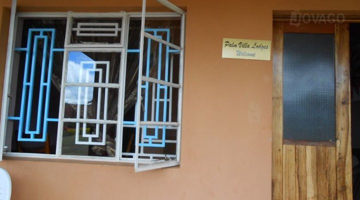 Palm Villa Lodge