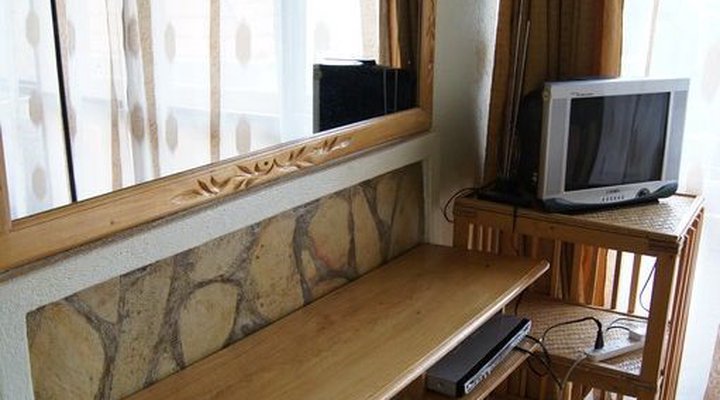 Buziga Shelter Lodge