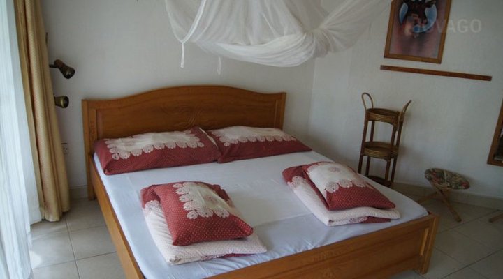 Buziga Shelter Lodge