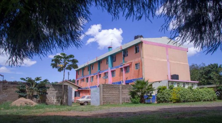 Amigos Hotel & Grill