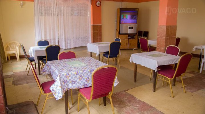 Amigos Hotel & Grill