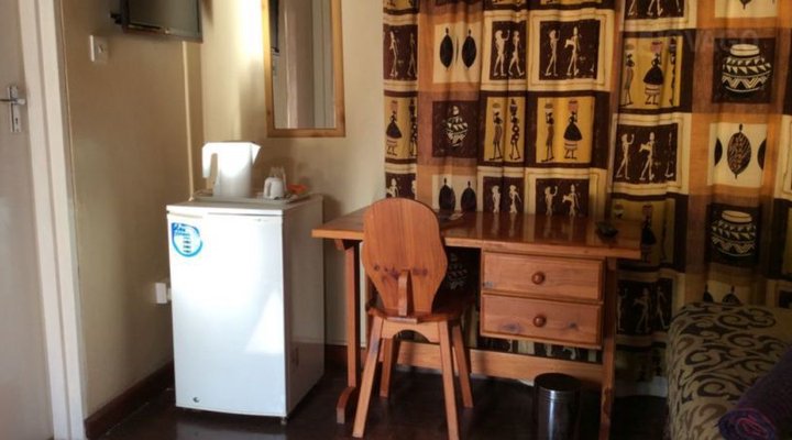 Nelly's Guesthouse House