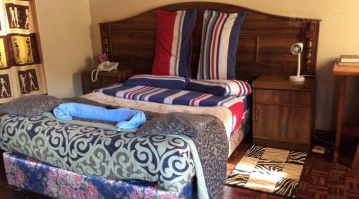 Nelly's Guesthouse House