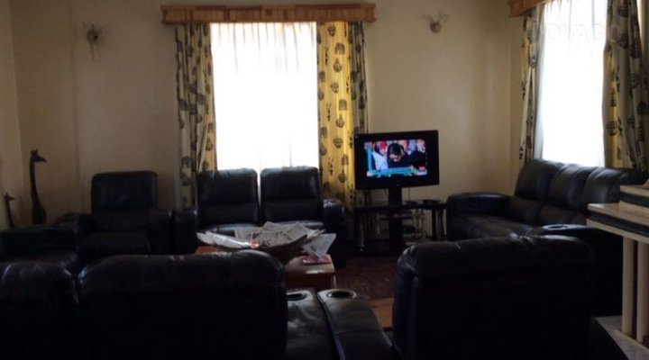 Nelly's Guesthouse House