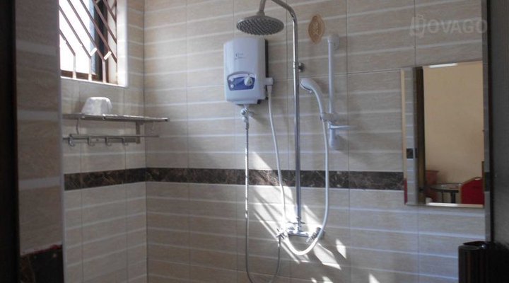 Uwanji Classic Hotel