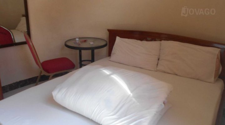 Uwanji Classic Hotel