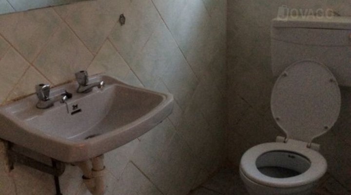 Gold Card Executive Lodge