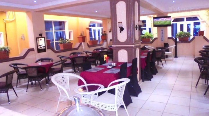 Antoine Bel Hotel