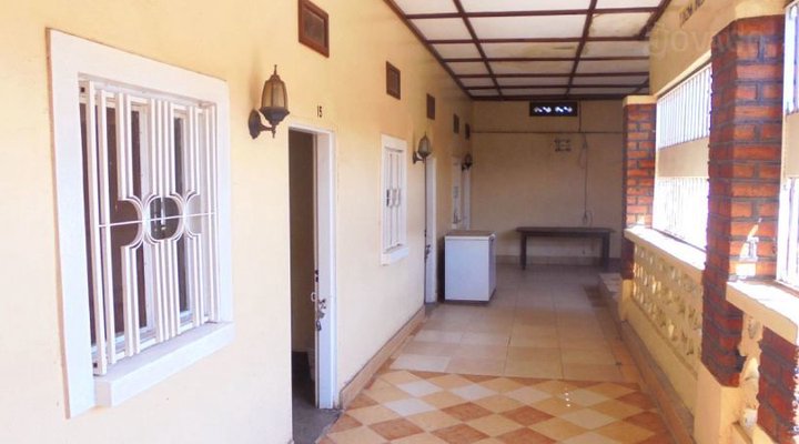 Hotel Du Cinquantenaire