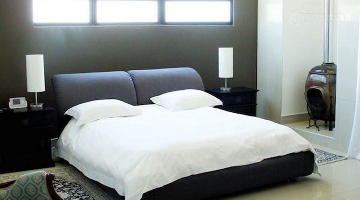 Napwu Boathouse Guesthouse
