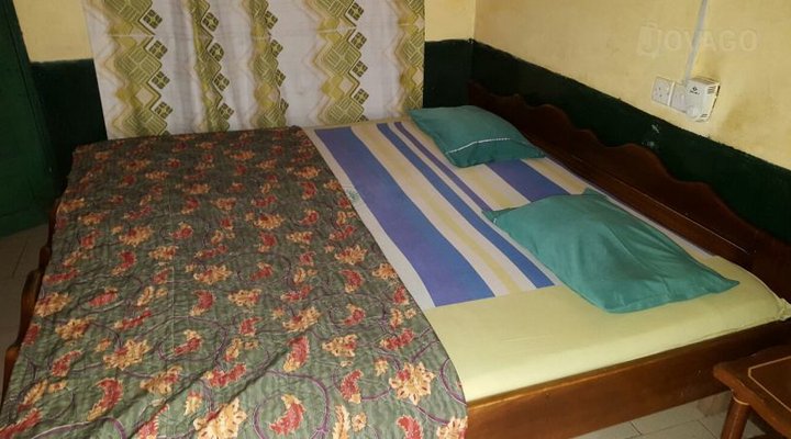 Hotel De Sunshine LTD