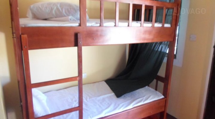 Kaure Sandbeach Lodge