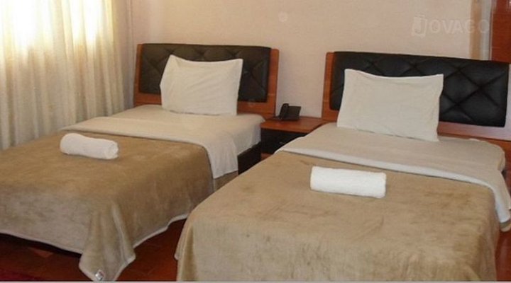 Plot 35 Executive Lodge