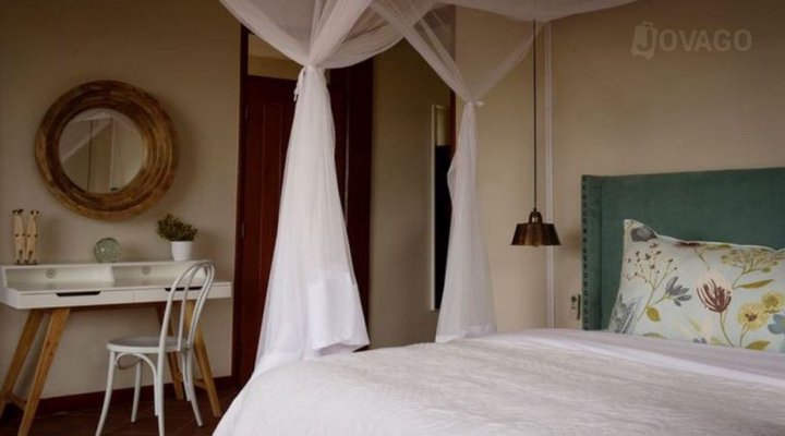 Acacia Farm Lodge